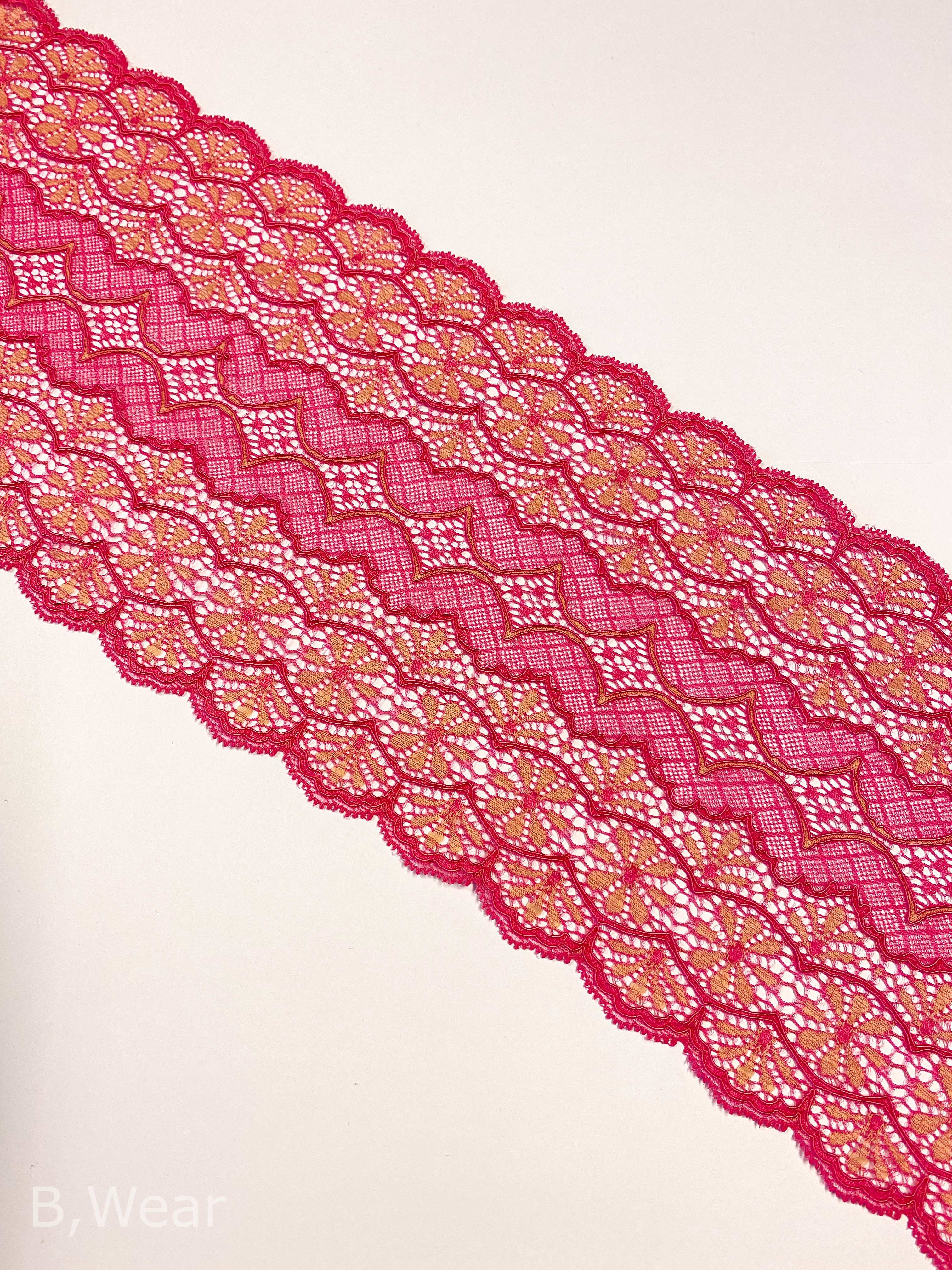 Fuchsia med beige stretch spets 16 cm 