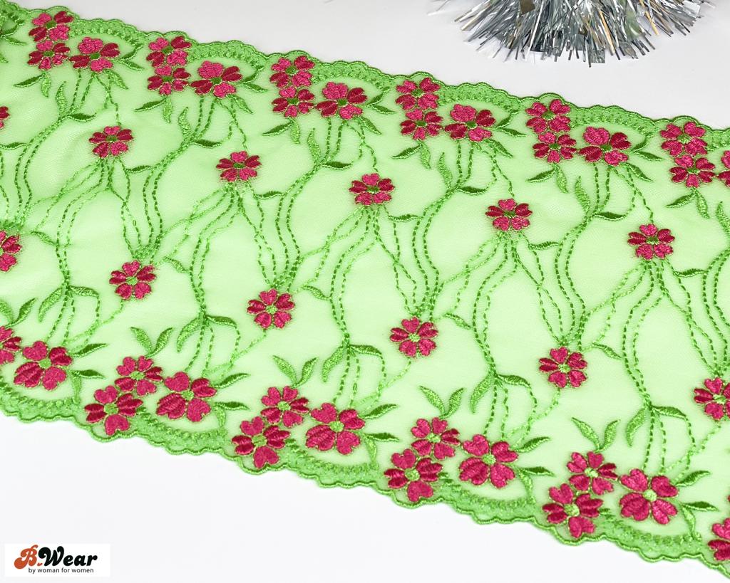Non stretch lace in apple green with cerise flower - 20 cm