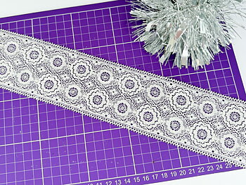 Ivory stretch lace - 70 mm