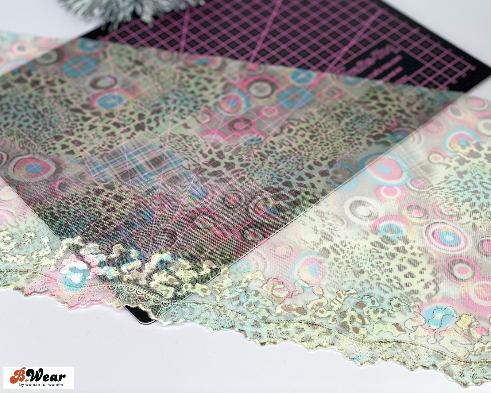 Mesh spets i mintgrön och rosa