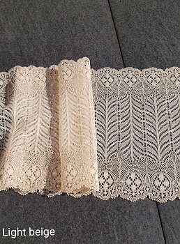 Beige tunn ljuvlig stretch spets 