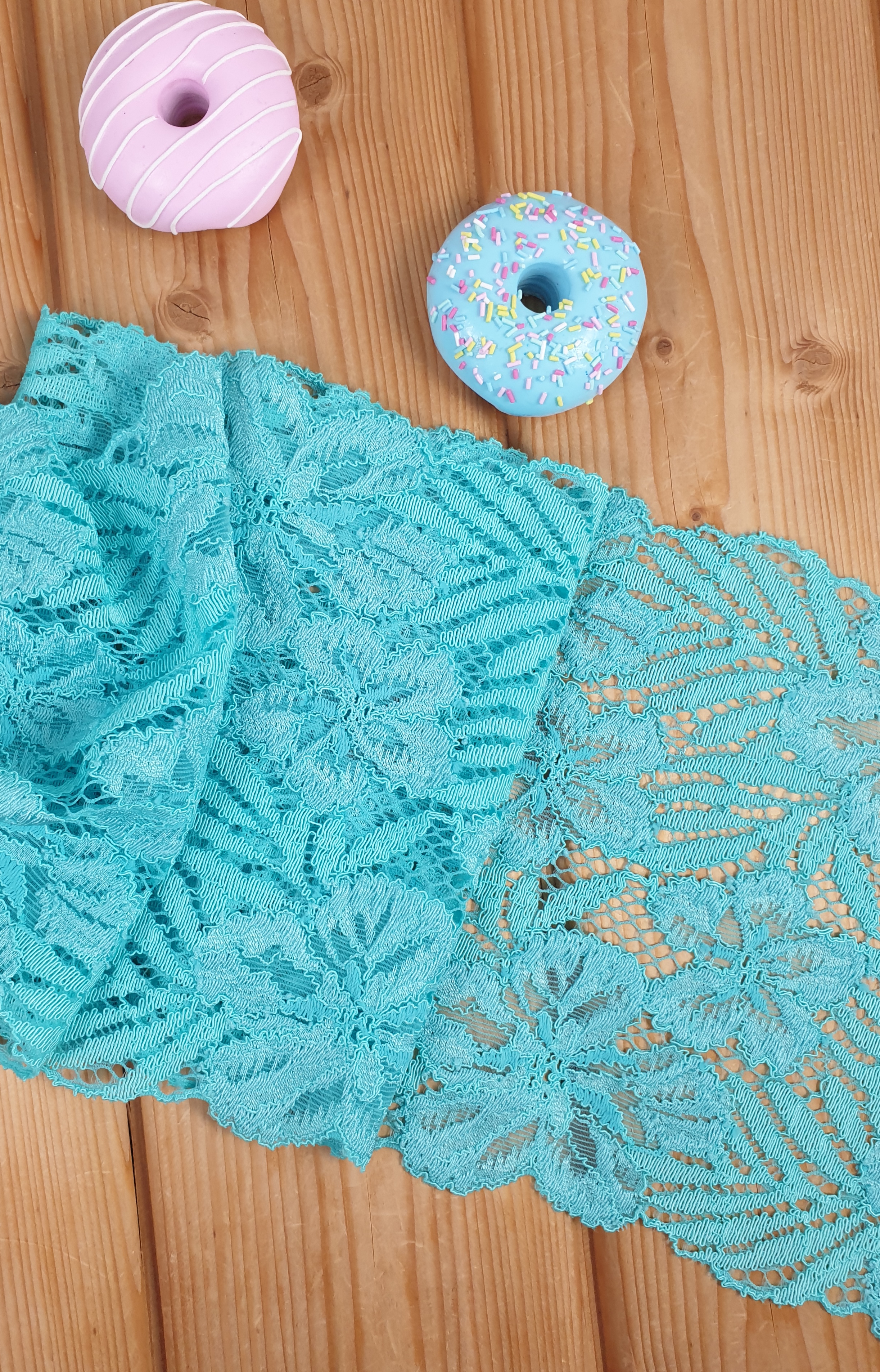 Beautiful Turquoise stretch lace 