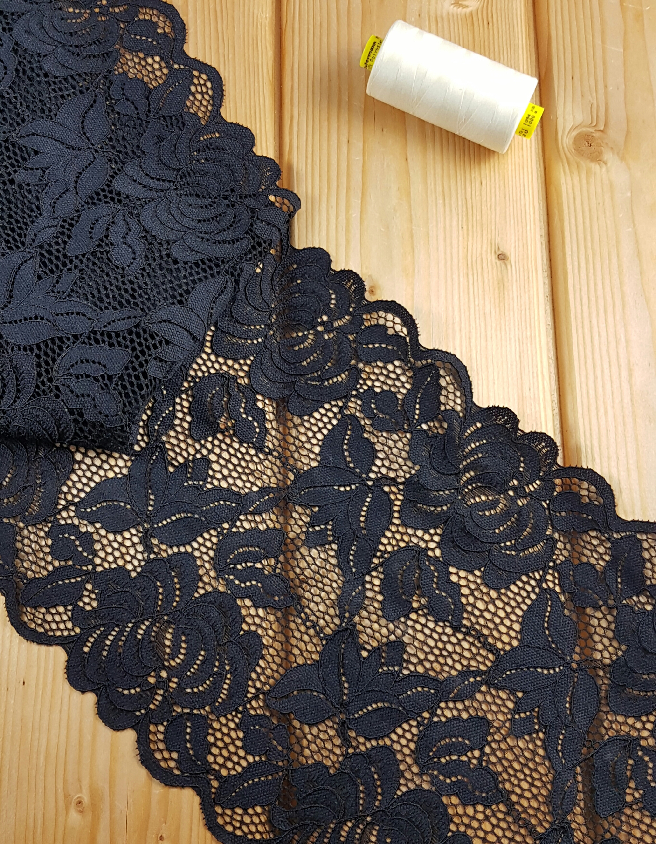 Stretch lace - 19 cm - 7