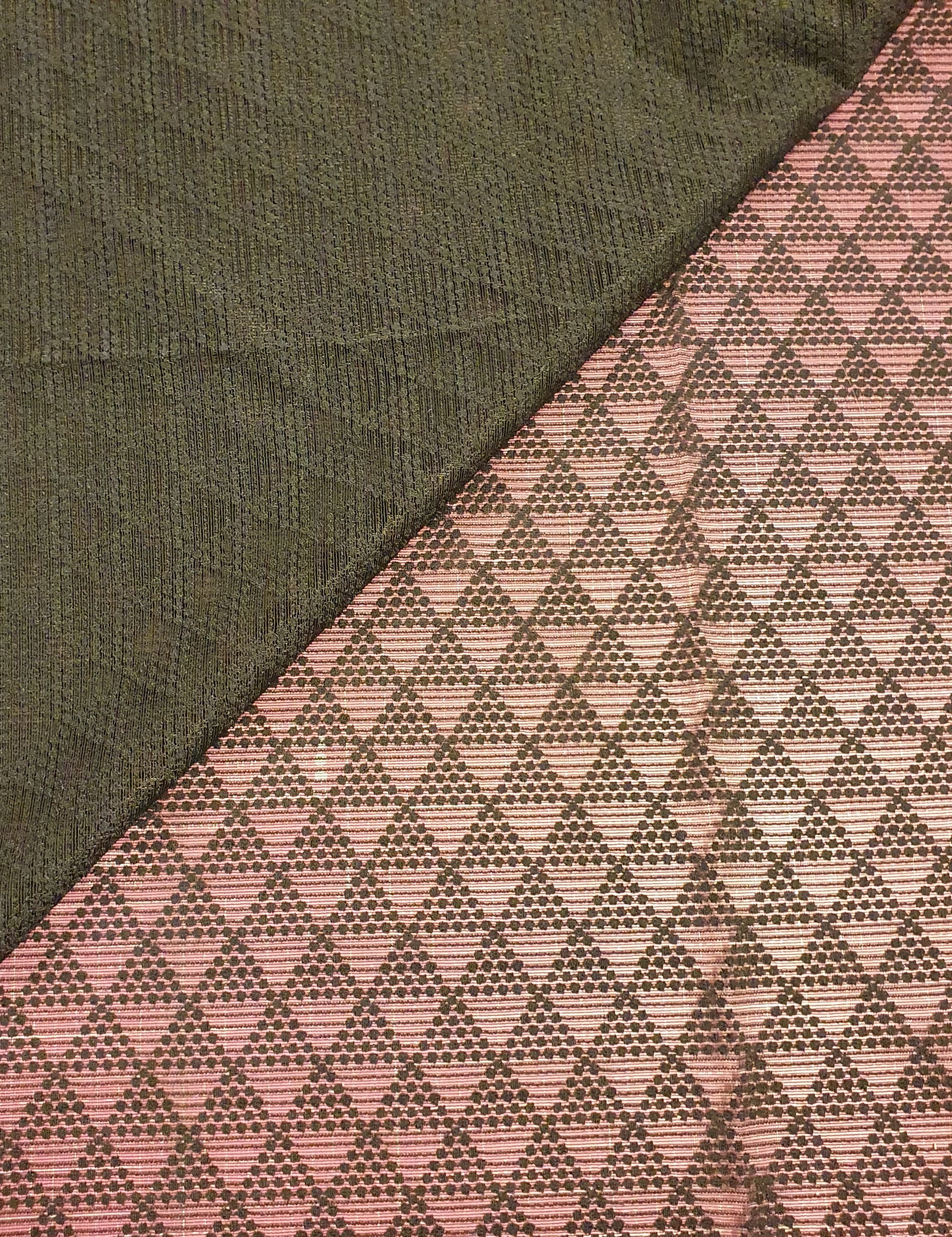 Triangle stretch mesh