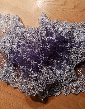 Beautiful lace with white flowers