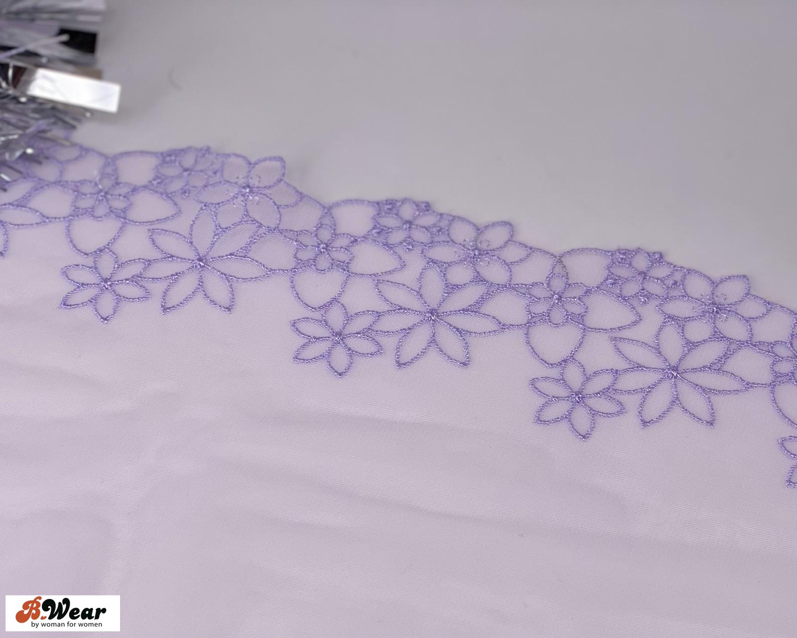 Lace in non-stretch with lavender flowers