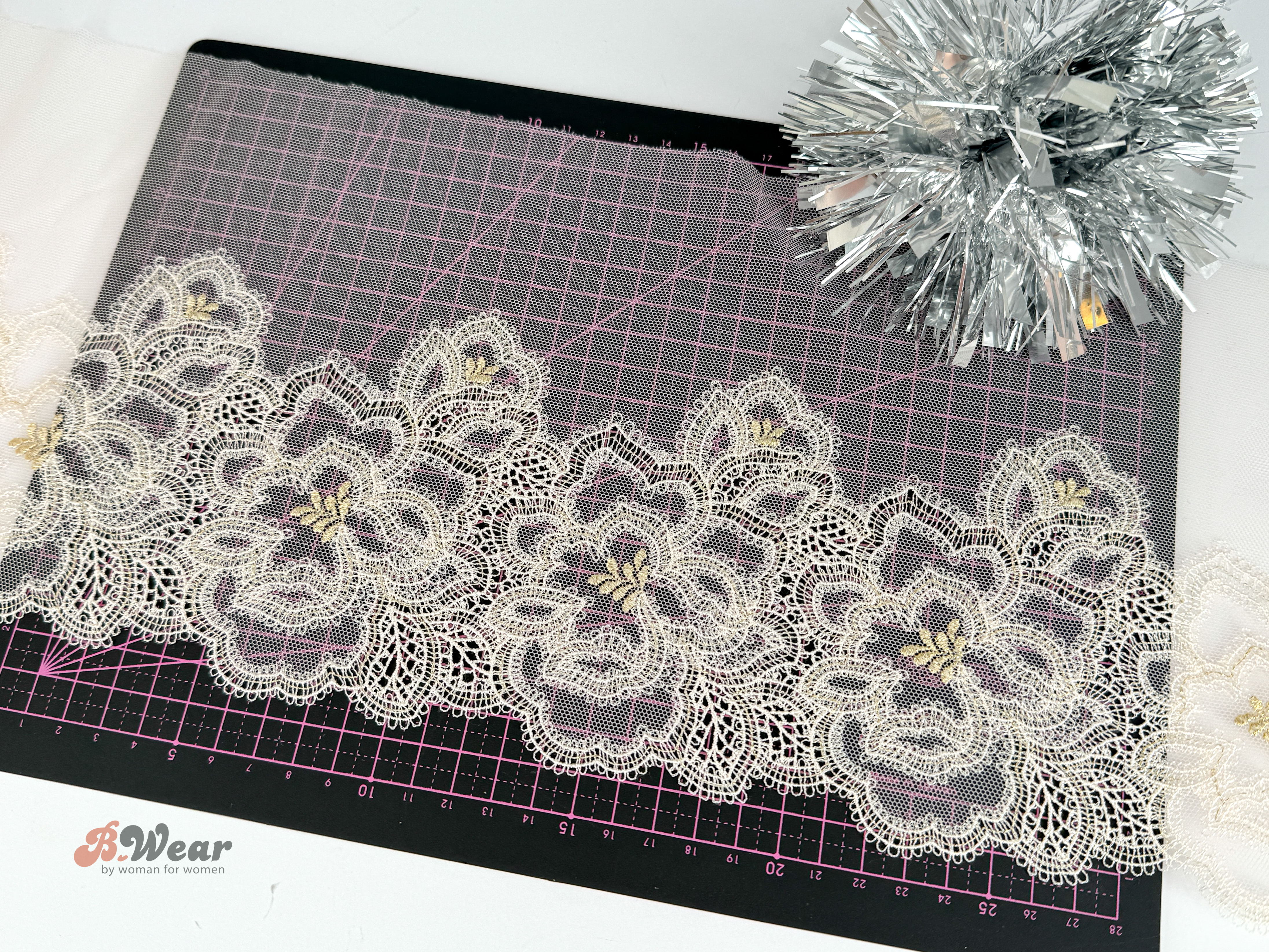 Champagne lace with floral embroidery - 4