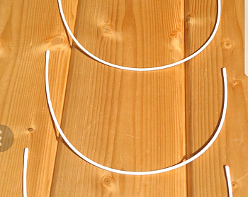 Vertical wire
