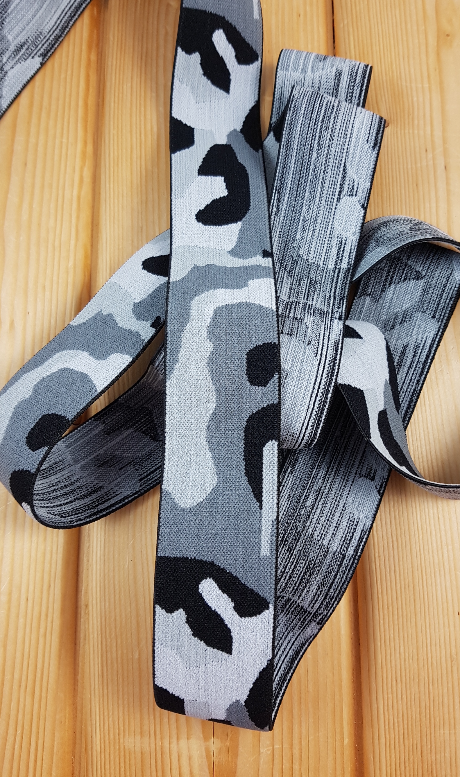40 mm wide Grey Camoflage