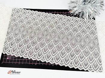 Beautiful  non stretch lace in Champagne - 18 cm