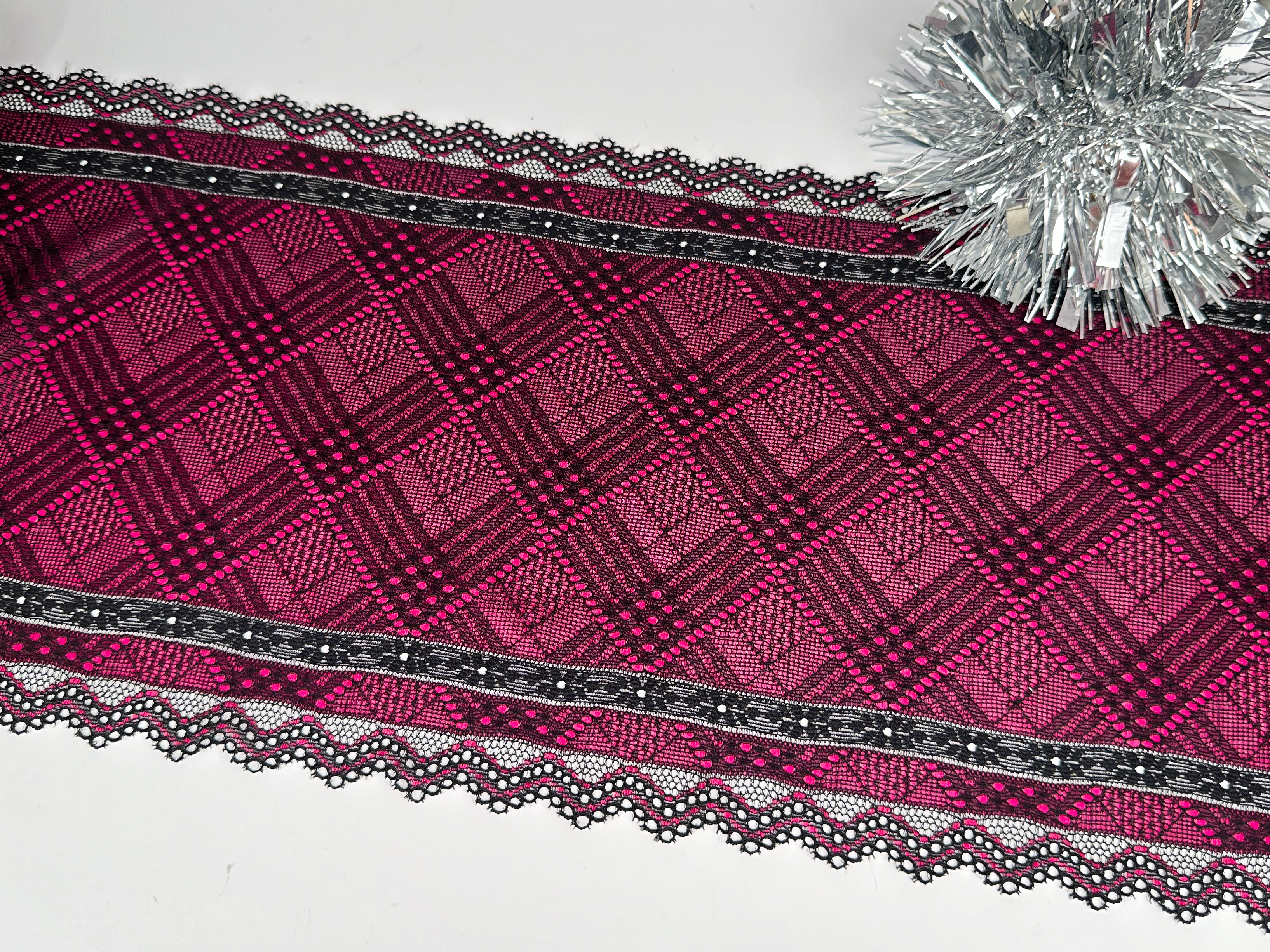 Stretch spets 21 cm - Svart & Fuchsia 
