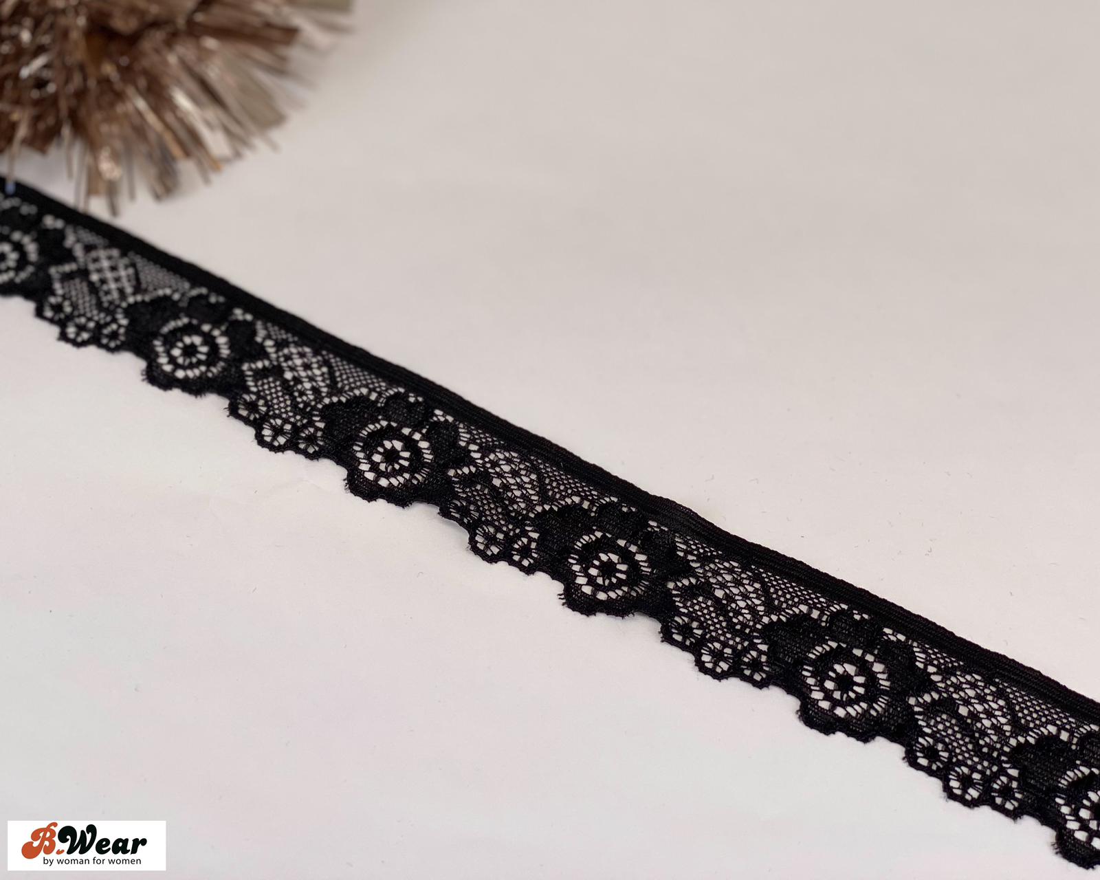Svart stretch spets med blommor - 30 mm