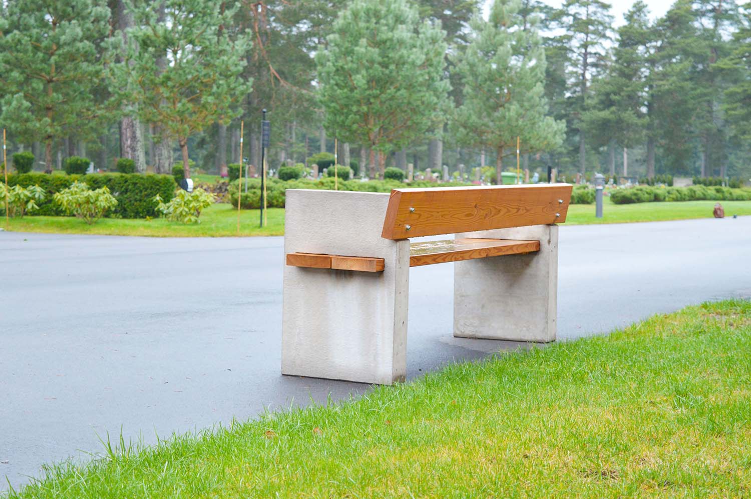 Betongbänk Hyacint