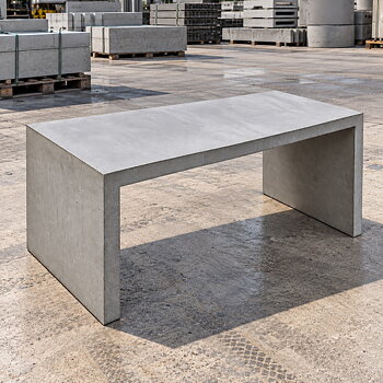 Betongbord utomhus