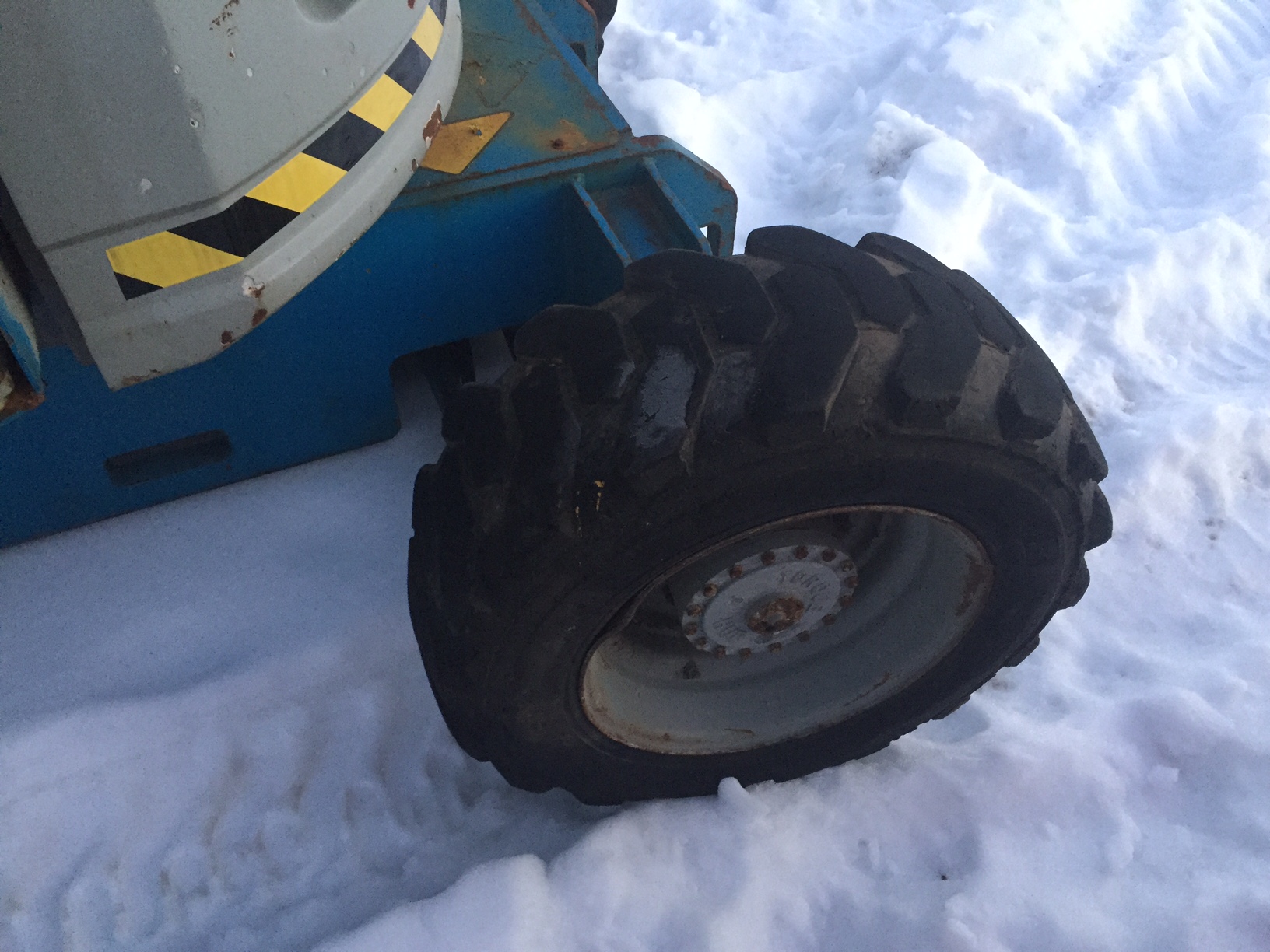 Bomlift Genie Z34/22x4wd - 5