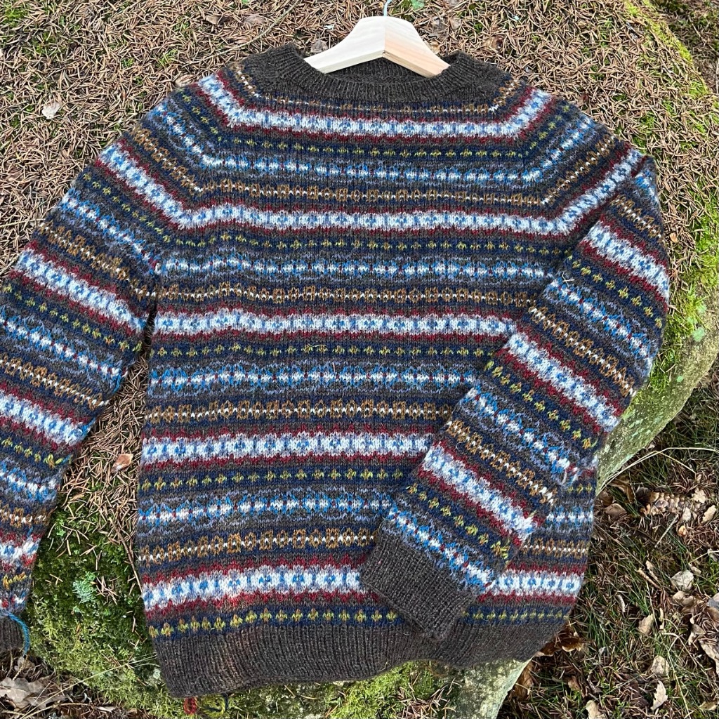 SKOG TRÖJA  