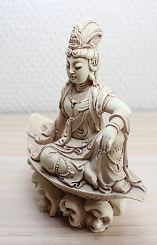 Liten Kuan-Yin