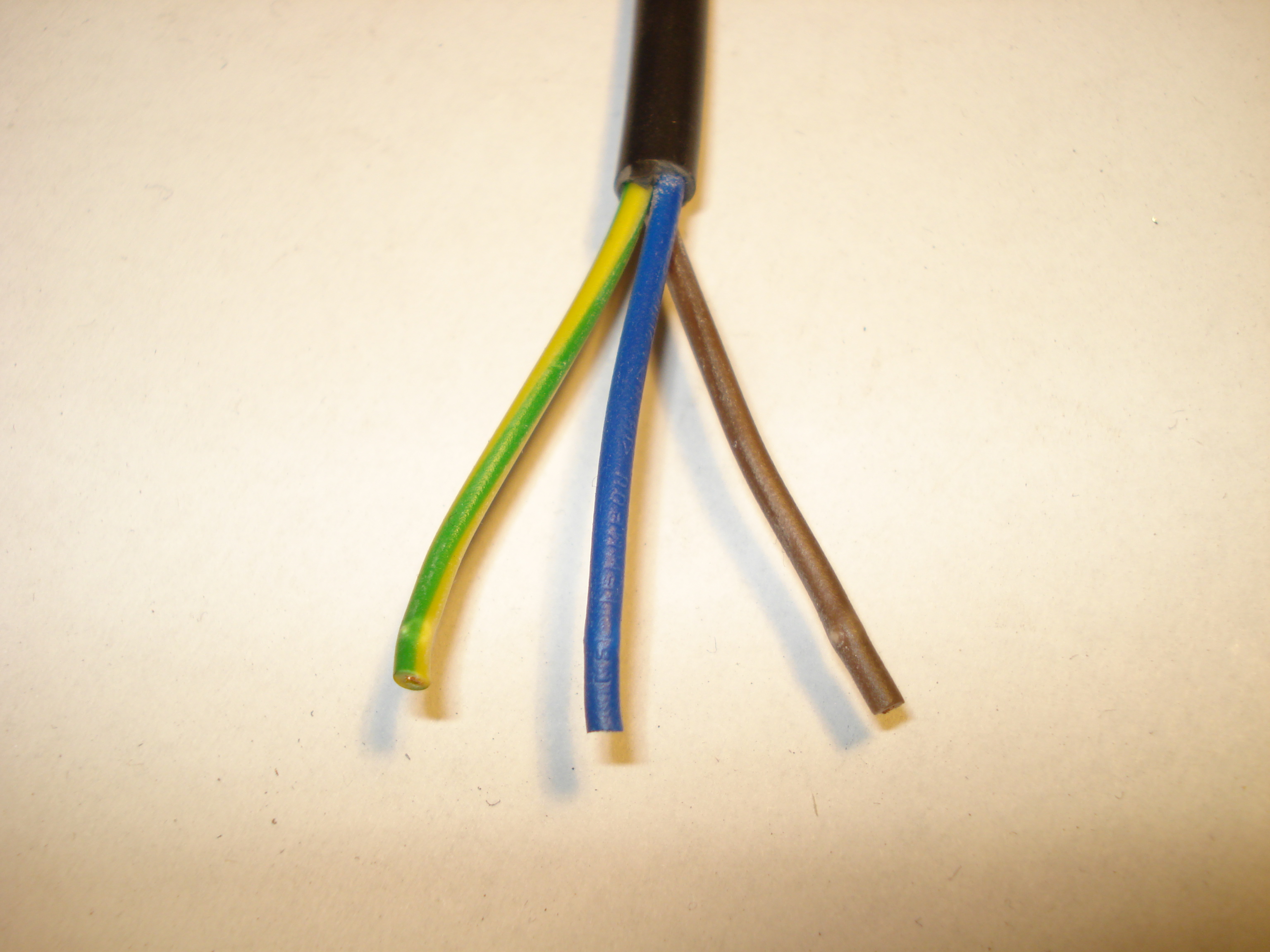 125-571-10 Kontakt med kabel L=10m 24V - 2