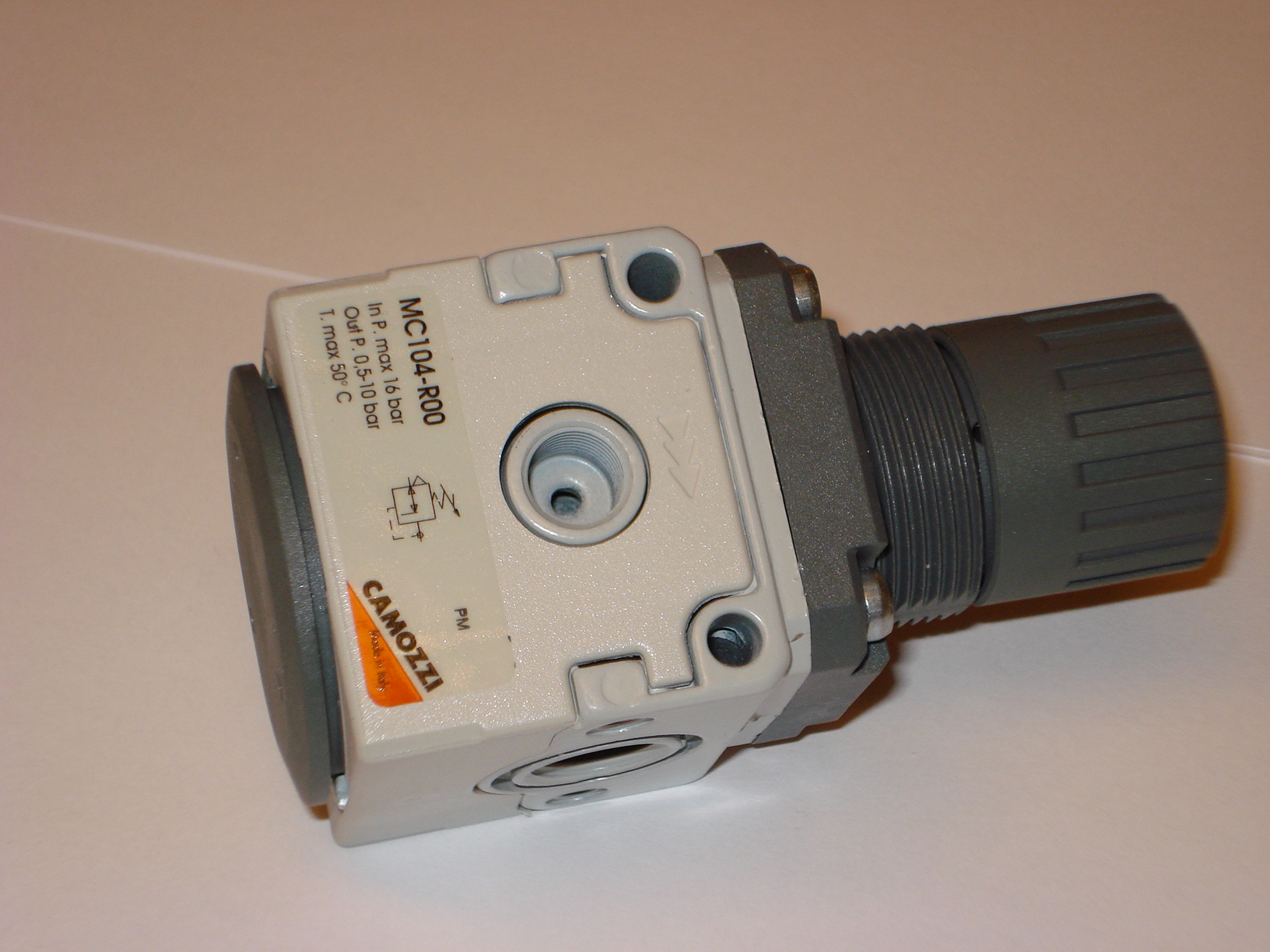 MC104-R00 Regulator 0-10 bar