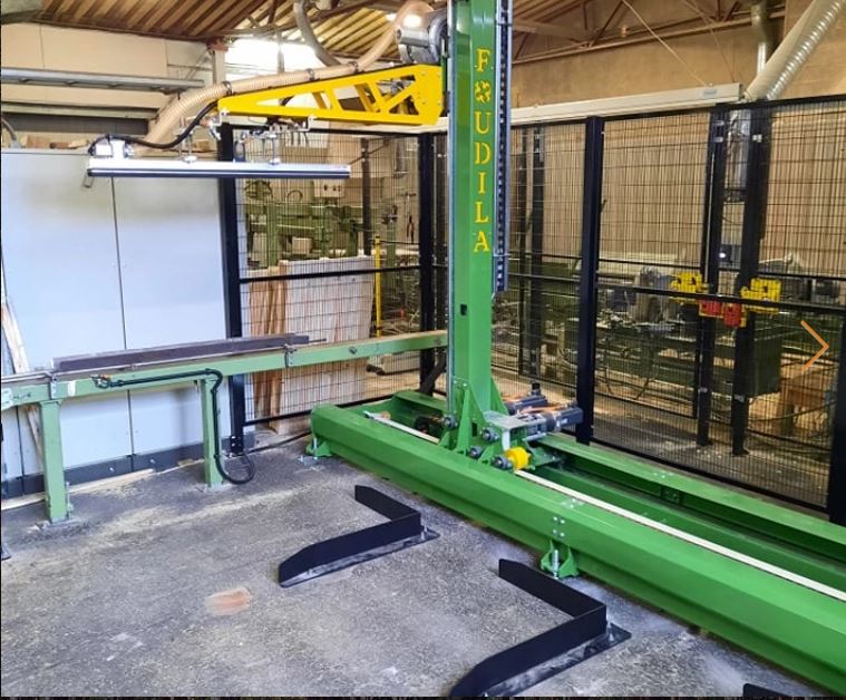 CBF Spån kloss matare - 2