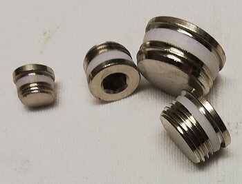 S2610 1/8 Plugg