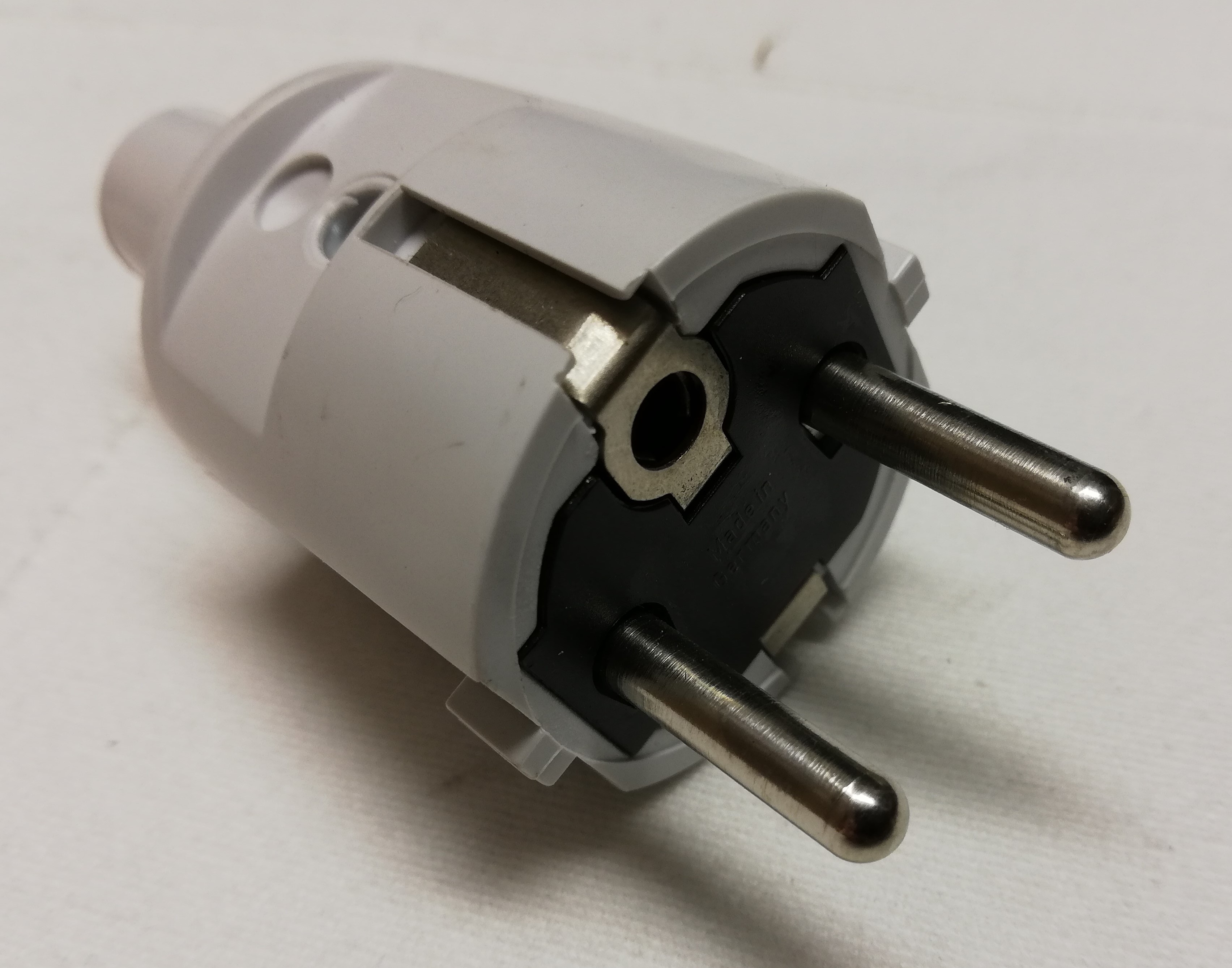 Plug male