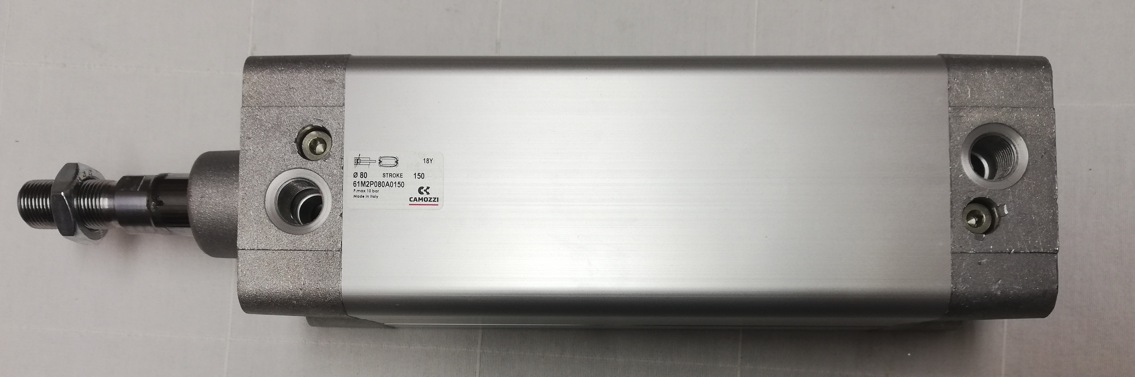 Klotsinmatning upp/ned Cylinder 61M2P080A0150