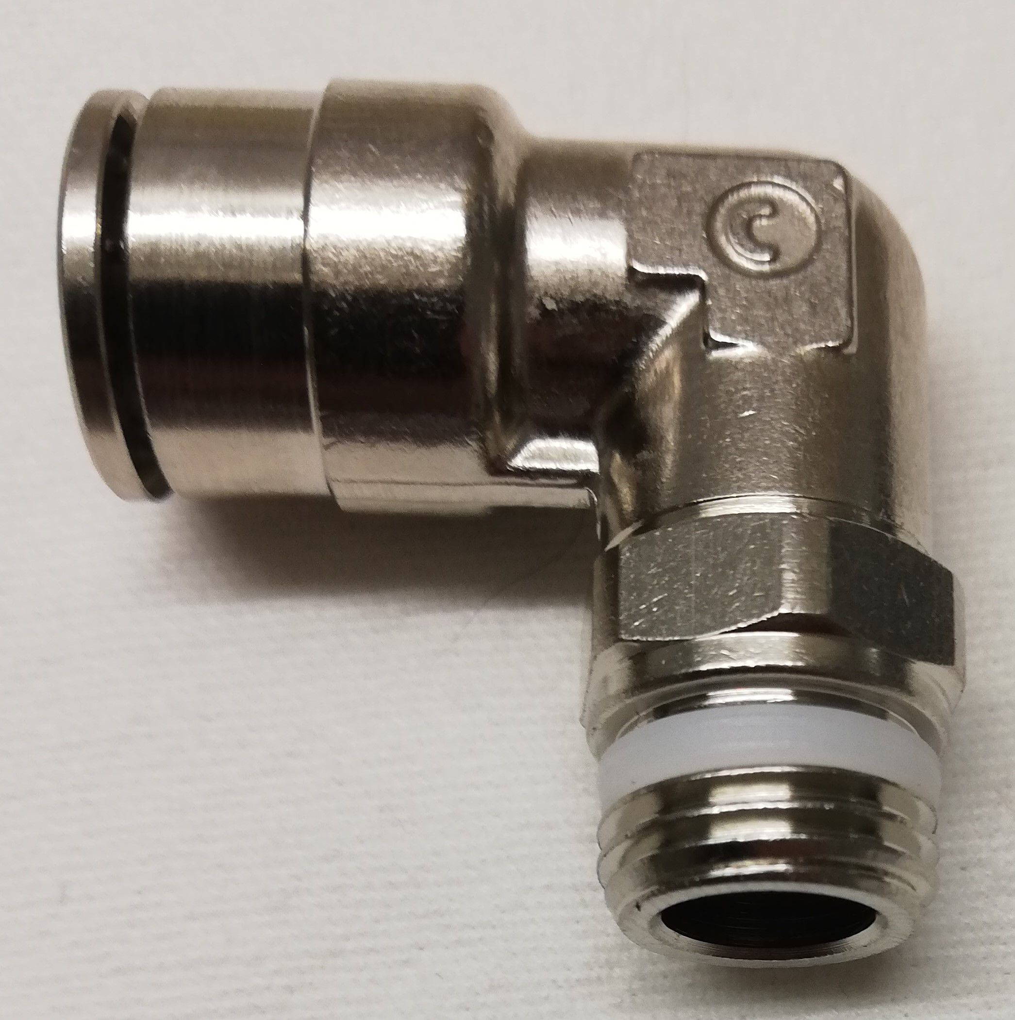 S6520 10-1/4 L-koppling