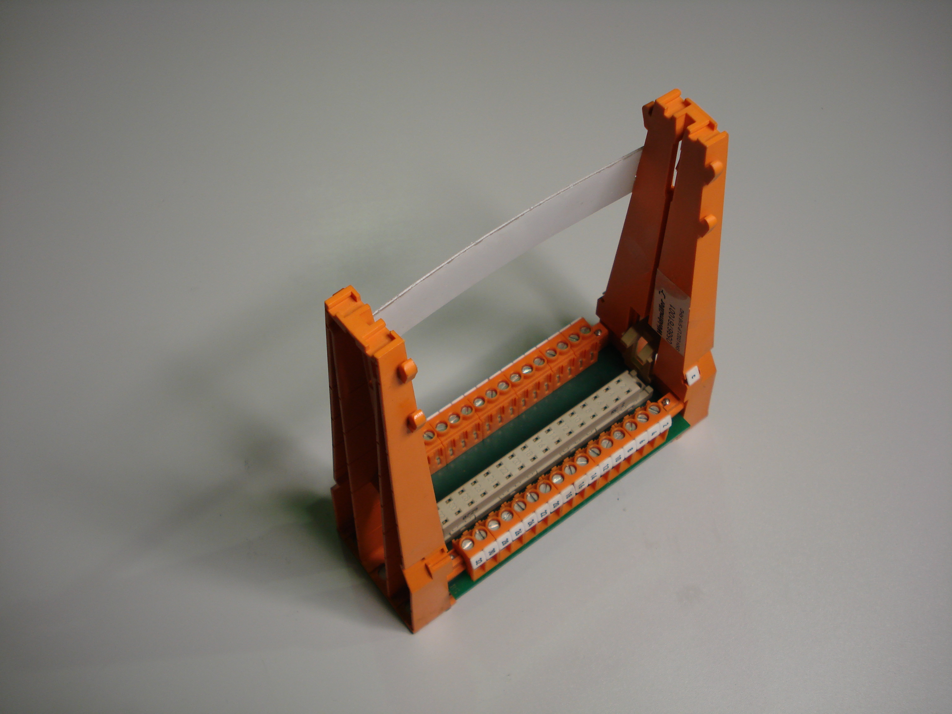 Electric cabinet Electric amplifier card holder Weidmüller SKHD 32