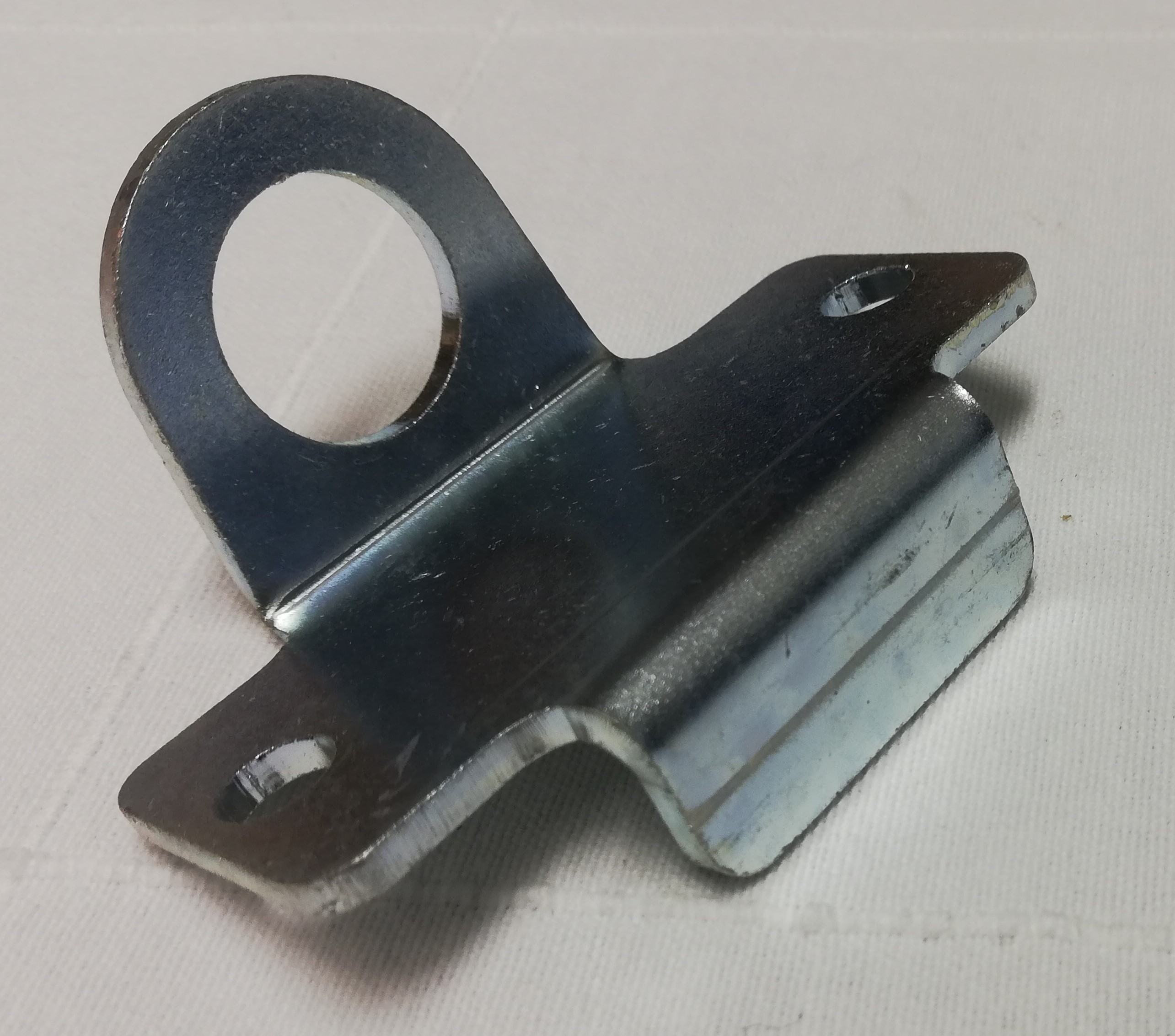 Standard sensor bracket M18 90 °