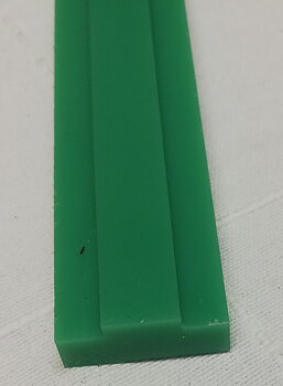 Glidlist 12B-1 3/4 H=10 T-prof Grön PE 2000mm plast profil