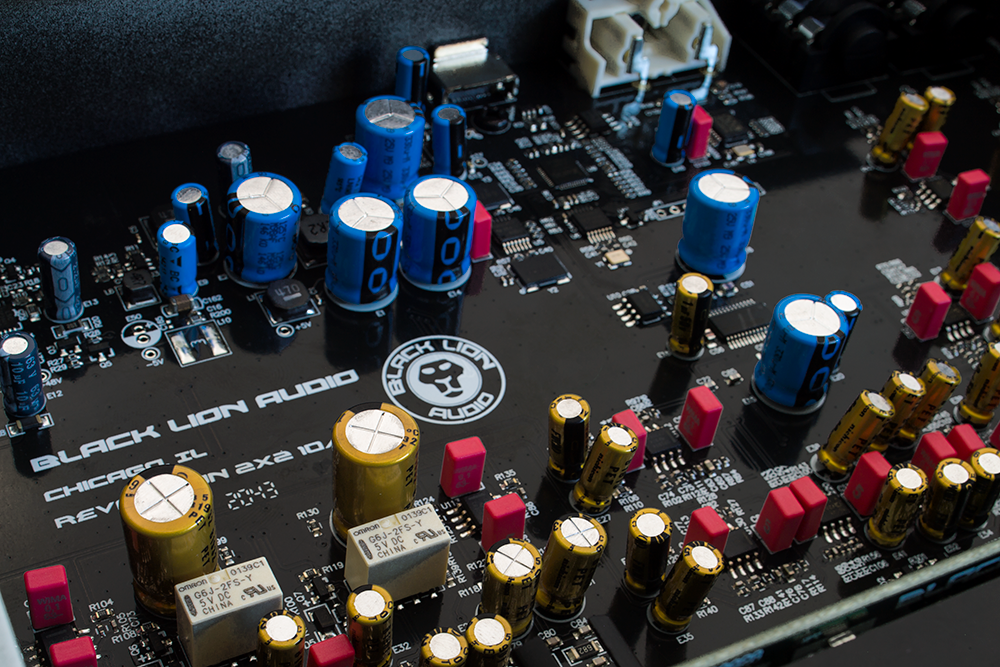 Black Lion Audio Revolution 2x2 - 7