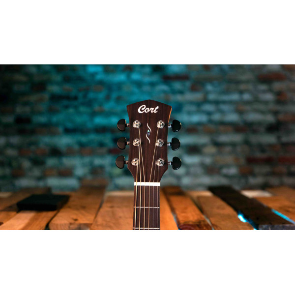 Cort CORE-OC Spruce OPTB with bag - 12