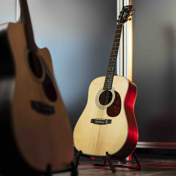 Cort Earth70 OP - 2