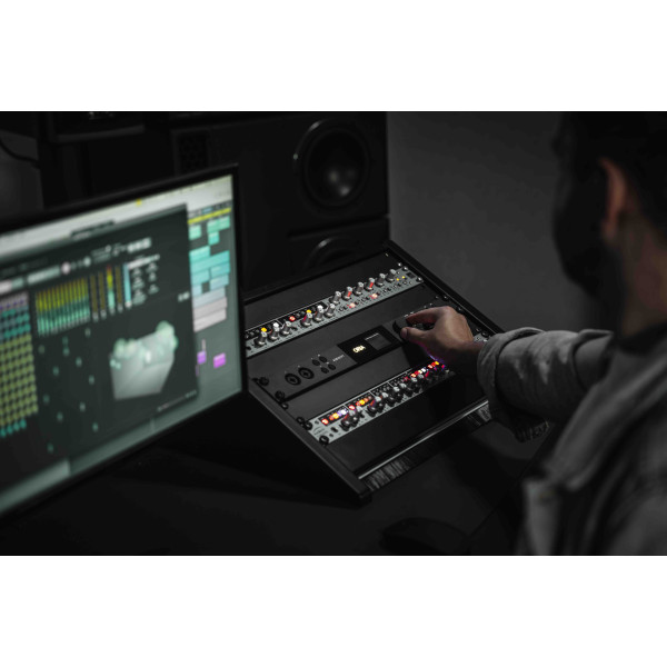 AUDIENT ORIA Immersive Audio Interface & Monitor Controller - 7
