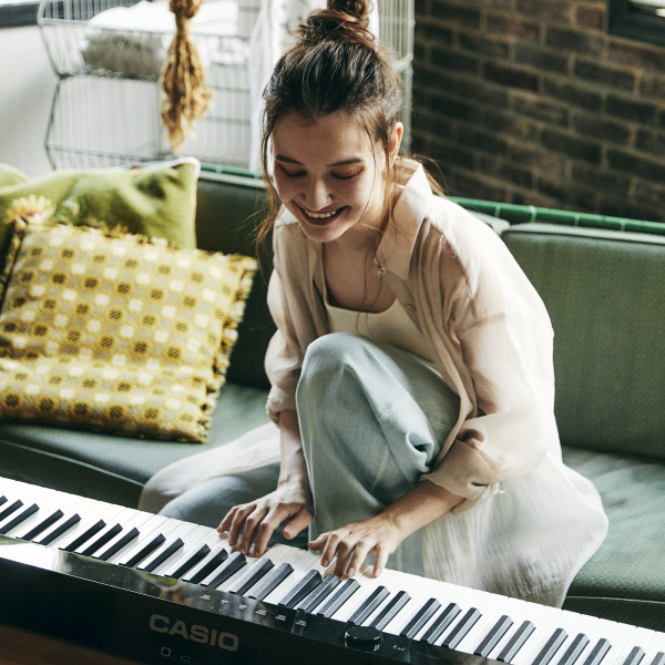 Casio Bundle PX-S1100BK Digital Piano - 7