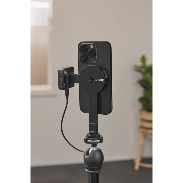 RODE Magnetic Mount Magnetic Smartphone Accessory Mount - 10