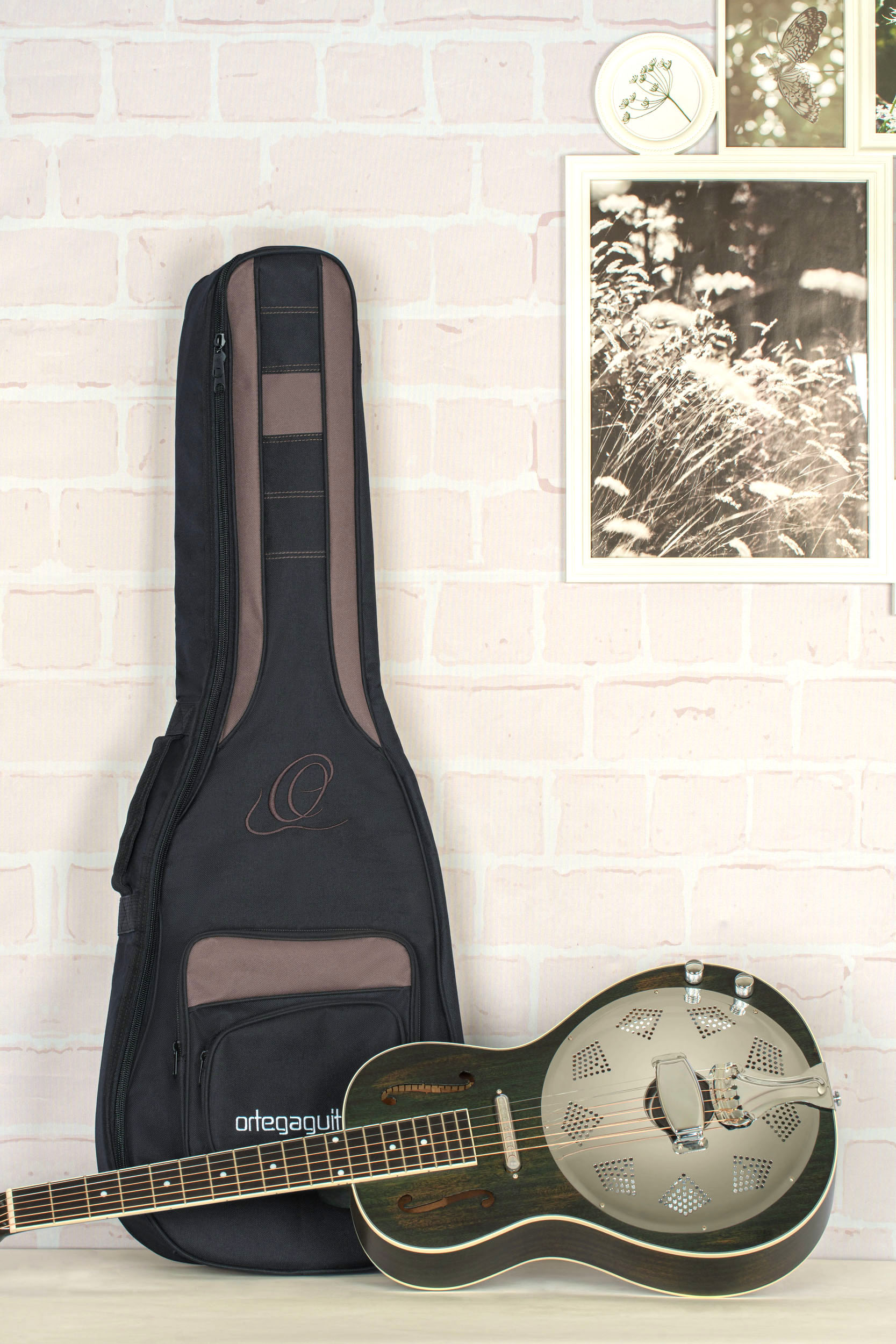 ORTEGA ONB-RRG30 Pro Series Resonator guitar bag, Parlor size - 2