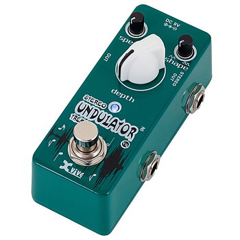 XVive V16 - Undulator Stereo Tremolo