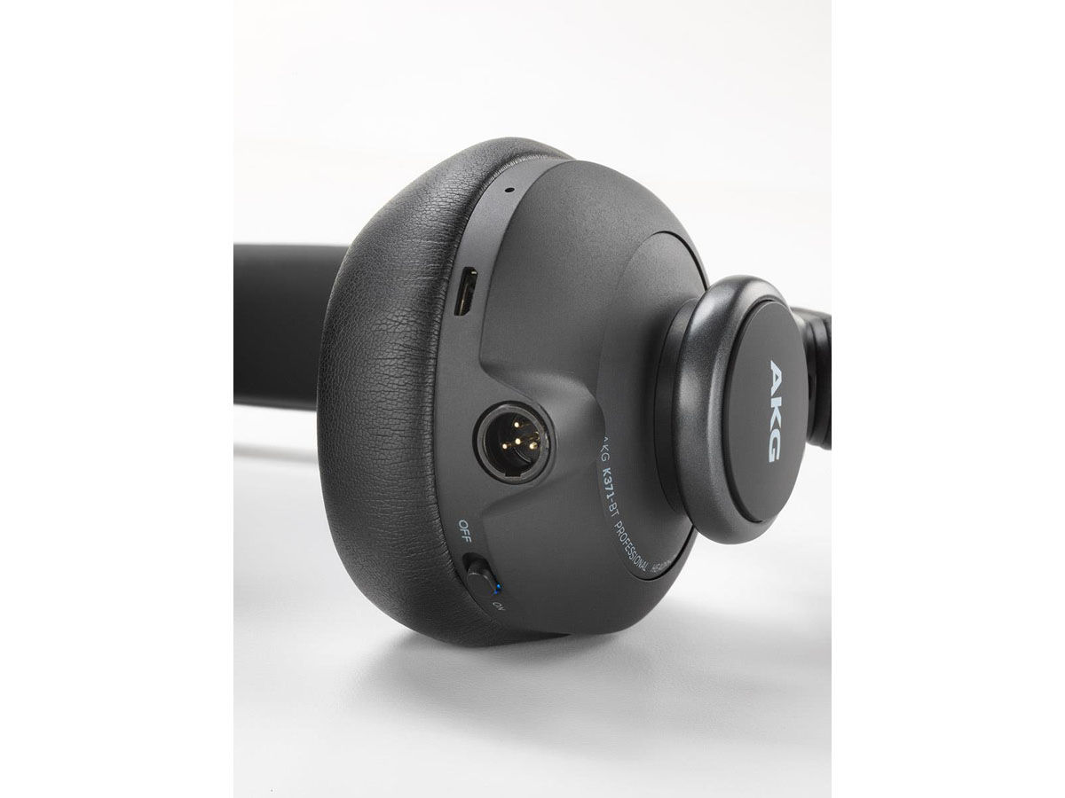 AKG K371 BT | Bluetooth and Cable Headphone - 6