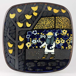 Raija Uosikkinen (Kalevala 1976) Annual Wall Plate 1976 20 cm  [Sample Images] 