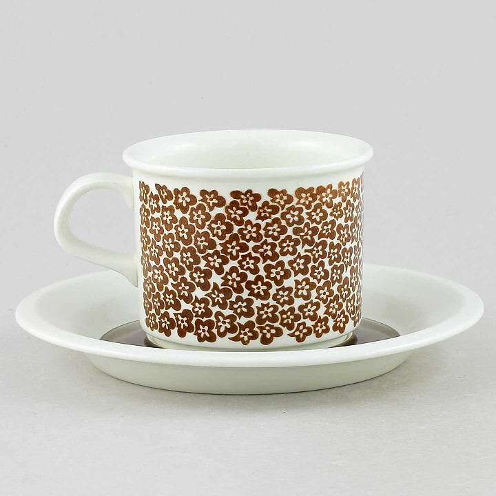 Peter Winquist (Faenza 1970) Coffee Cup with Brown Flower Pattern 10 cm  [Sample Images]