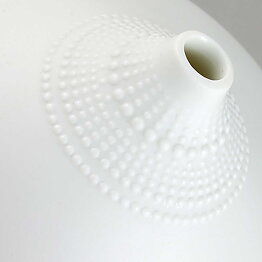 Tapio Wirkkala (1970) White Pollo Vase 12/8 cm