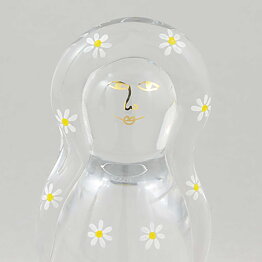 Ann and Göran Wärff (Family 1973) Kindhearted Miss Kosta Sculpture 13 cm [Sample Images]