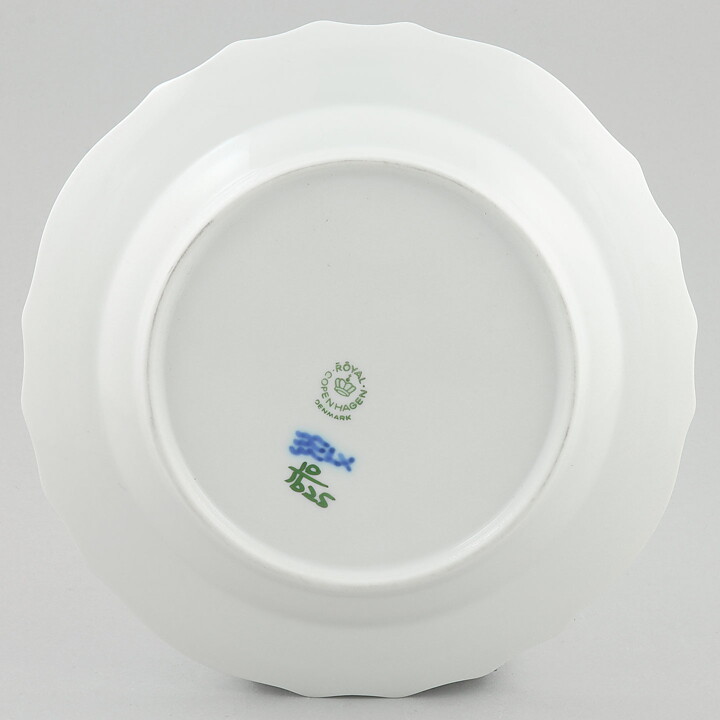 ロイヤルコペンハーゲン  Blå Blomstシリーズ  青い花模様のプレート  17cm  20世紀  #1625  [サンプル画像]