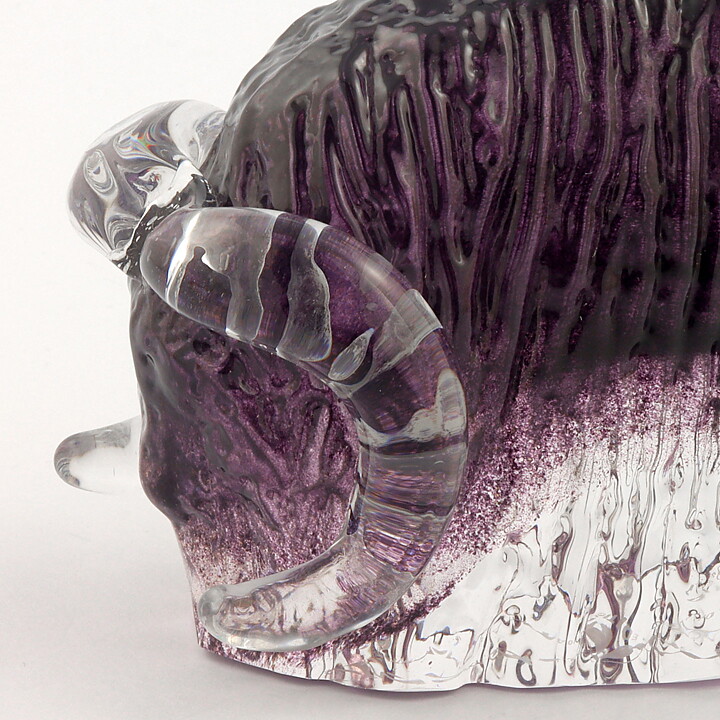 Göran Wärff (WWF 1973) Purple Glass Muskox 12/8 cm (with Certificate)  [Sample Images]