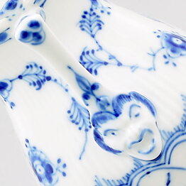 Royal Copenhagen (Blue Fluted 20th Century) Full Lace Creamer #1032