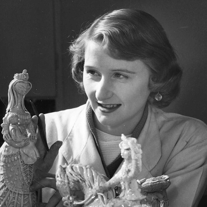 ドロシー・クラフ　縄を持っち男子のフィギュリン 16cm　1957年