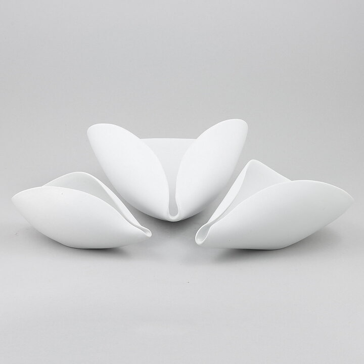 Stig Lindberg (Veckla 1950) White Sculptural Bowl 18 cm