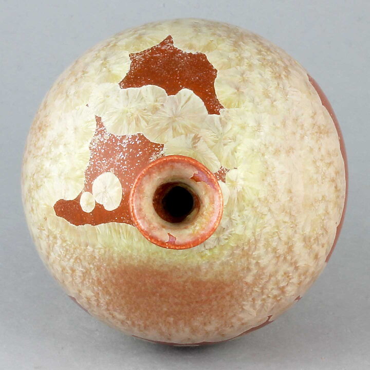 Isak Isaksson (2018) Unique Vase with Red and White Crystalline Glaze 17 cm